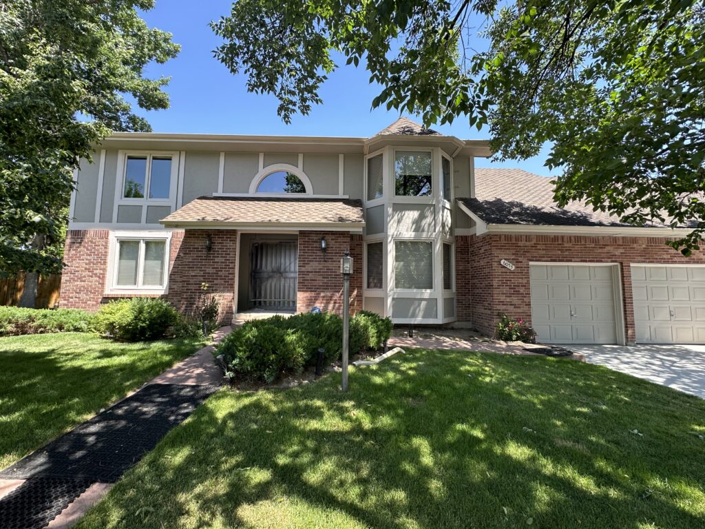 Exterior painting. Exterior color change painting
