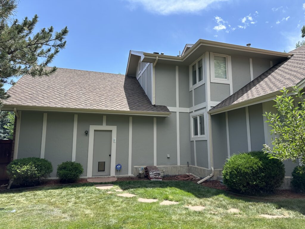 Exterior painting. Exterior color change painting