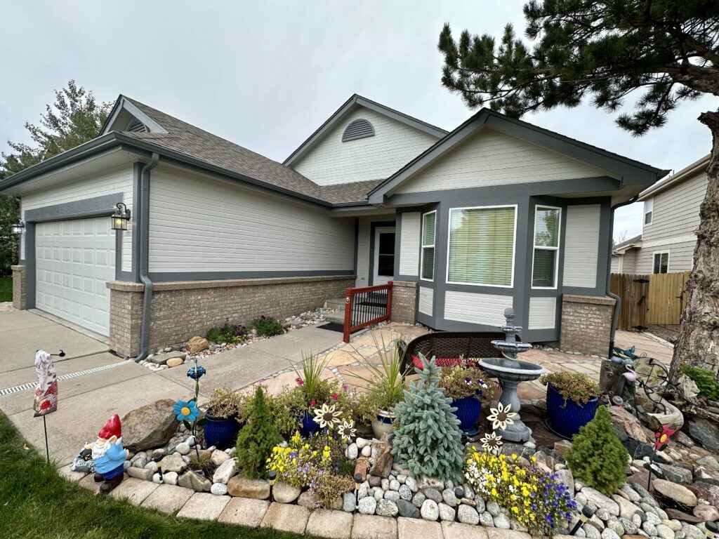 Front of House Saddle Rock Ridge Aurora